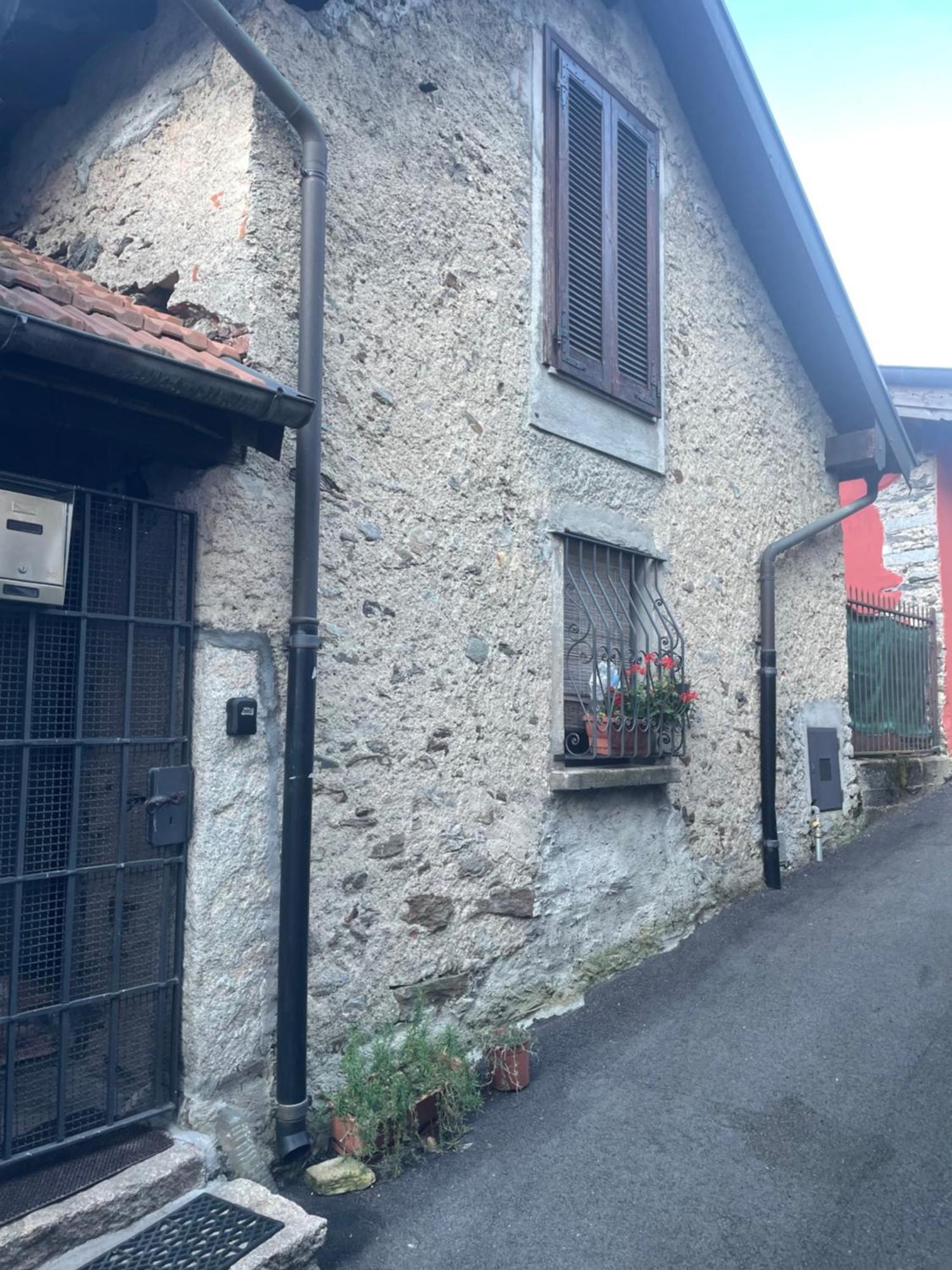 Casa Lago Maggiore Tavern, Living Room, Attic, Bathroom Appartamento *