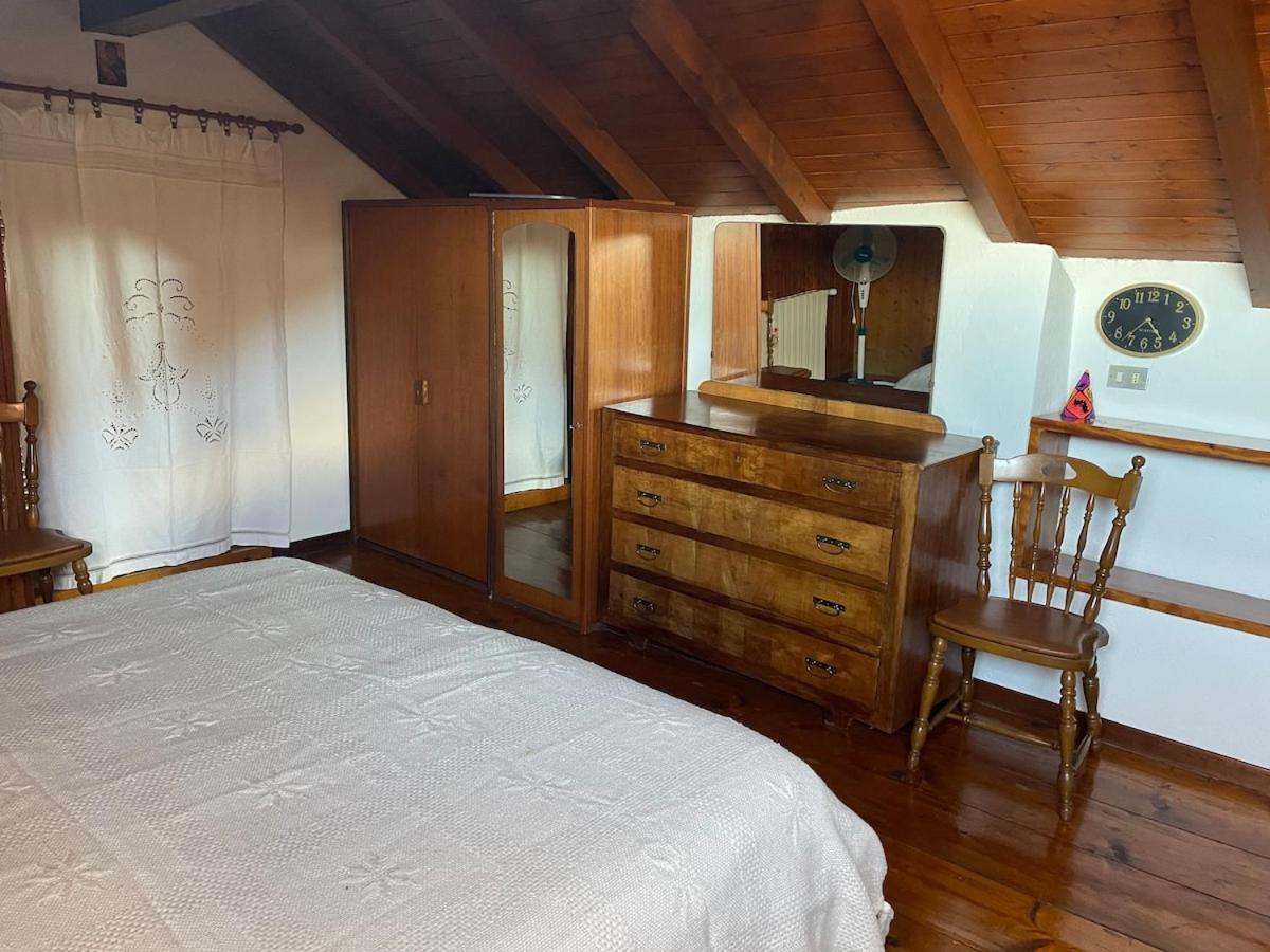 Apartment Casa Lago Maggiore Tavern, Living Room, Attic, Bathroom Stresa